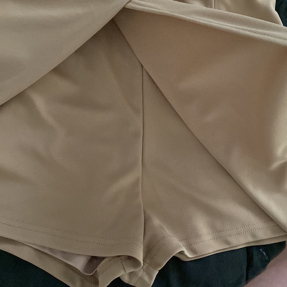 Romper - Picture 6 of 7